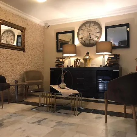 Beyaz Melek Αττάλεια