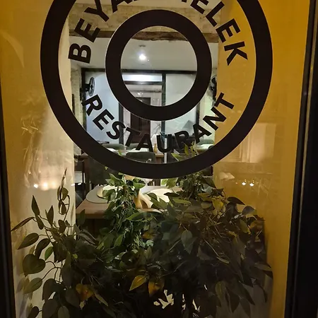 Beyaz Melek