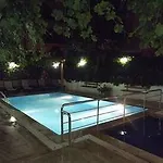 فندق باياز ملك